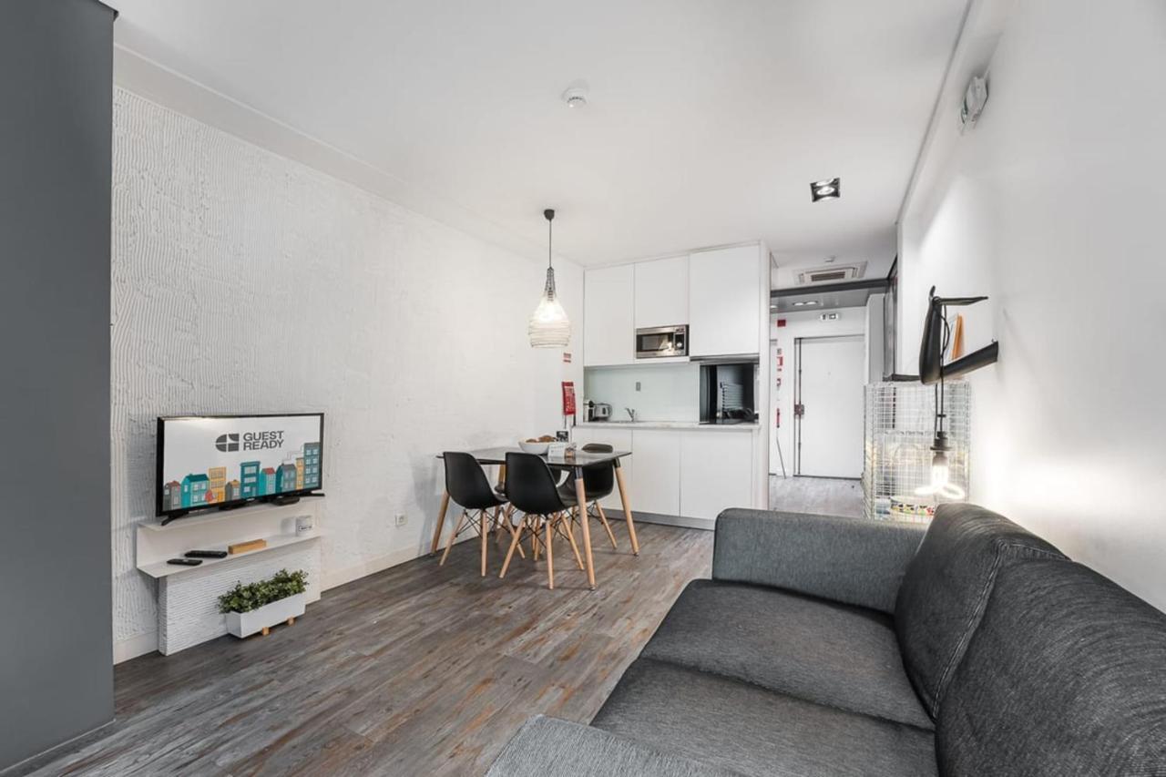 Guestready - A Polished Retreat Near St Catarina Apartamento OOporto Exterior foto